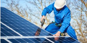 Installation Maintenance Panneaux Solaires Photovoltaïques à Saint-Caprais-de-Lerm